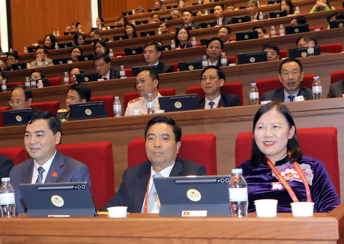 Đại hội XIV của Đảng: Đoàn đại biểu Đảng bộ tỉnh Thanh Hóa dự phiên thảo luận tại hội trường