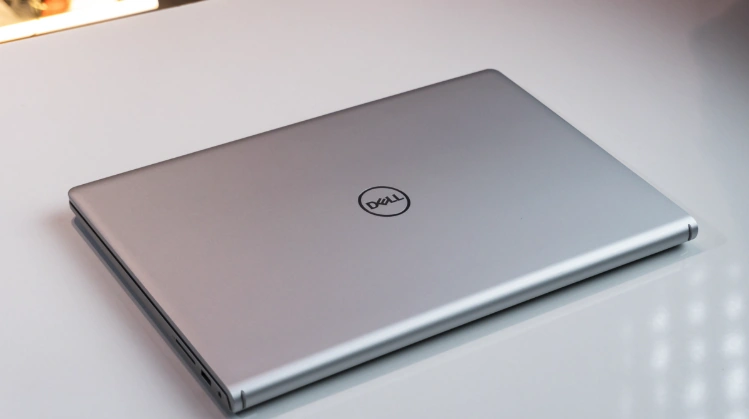 Đánh giá Dell 15 mới nhất: Thiết kế, cấu hình và tính năng