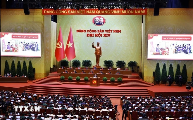 Hoàn thiện lý luận về đường lối đổi mới của Đảng trong kỷ nguyên vươn mình