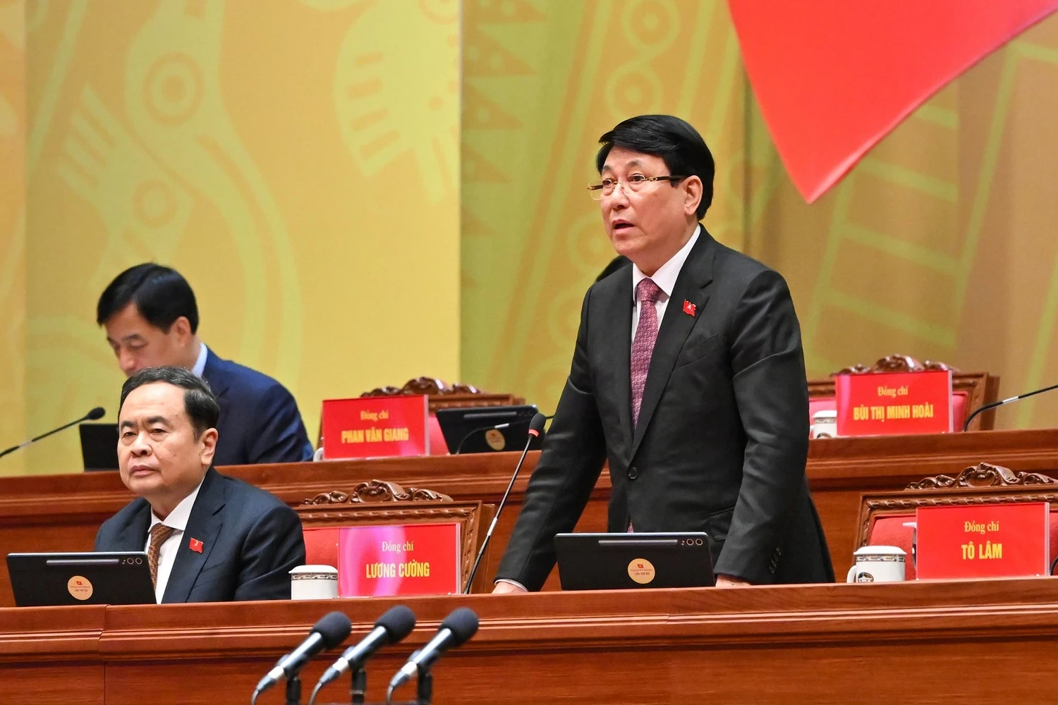 Đại hội XIV của Đảng: Phiên thảo luận ở hội trường về các Văn kiện Đại hội sáng 21/1