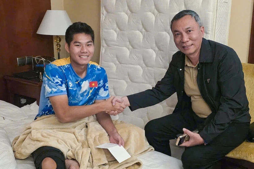 HLV U23 Hàn Quốc thận trọng trước màn tái đấu thầy trò Kim Sang-sik; Bayern Munich sớm giành vé đi tiếp tại Champions League