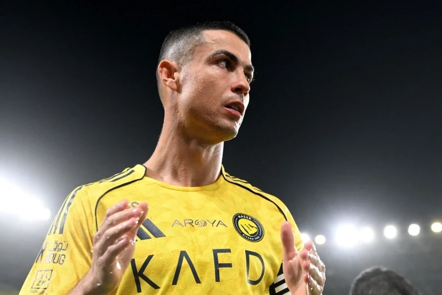 Rộ tin Ronaldo sắp giải nghệ; U23 Việt Nam đối mặt bài toán nhân sự trước trận tranh hạng Ba với Hàn Quốc