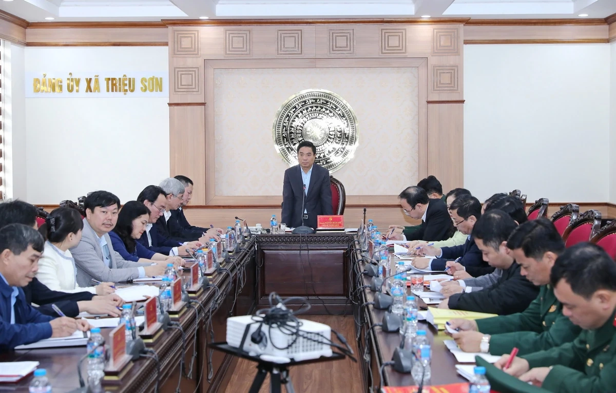 Xã Triệu Sơn phải chuyển mạnh từ tư duy quản lý sang tư duy phát triển, lấy hiệu quả phục vụ Nhân dân làm thước đo đánh giá cán bộ