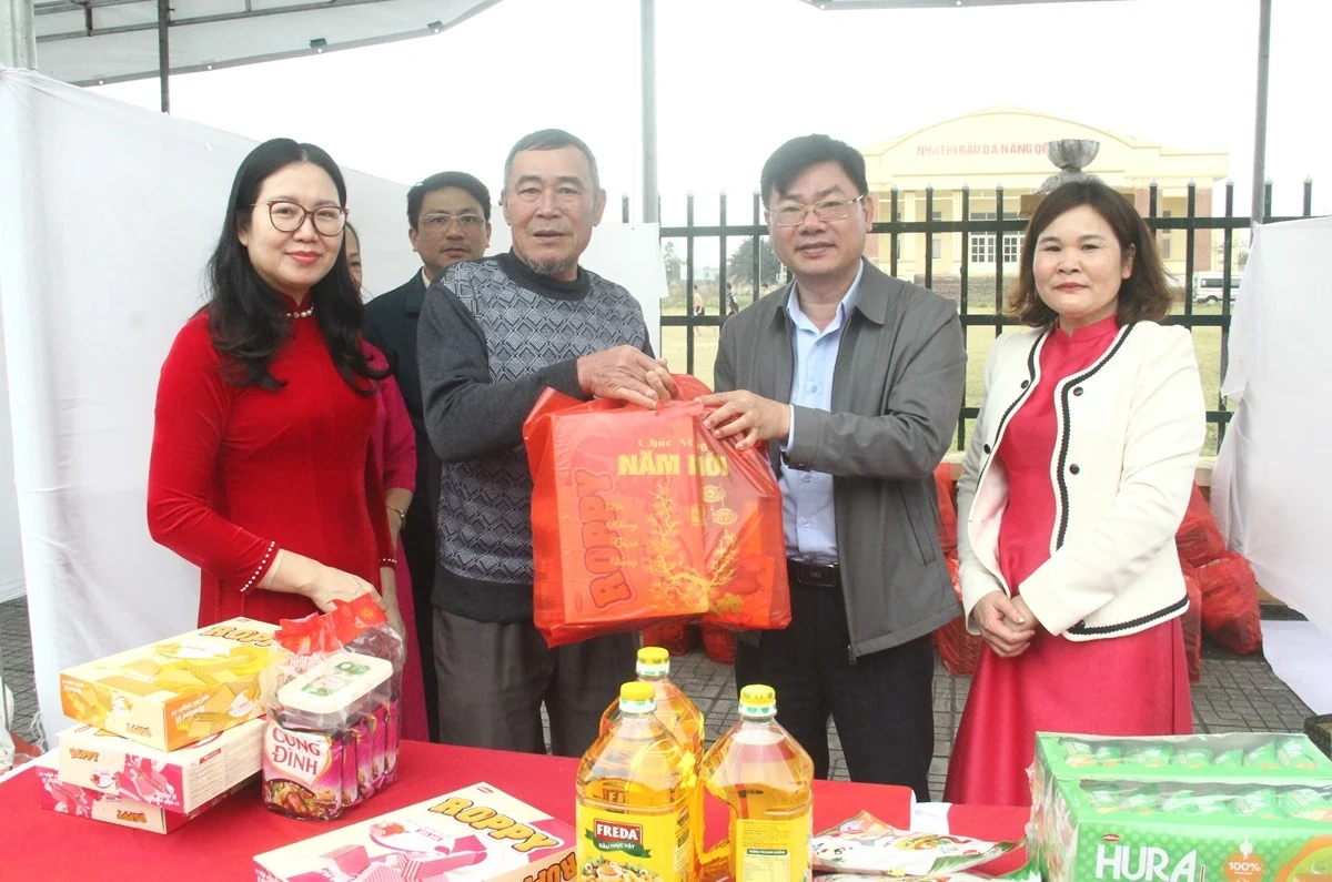 Phường Quảng Phú tổ chức chương trình “Tết nhân ái” Xuân Bính Ngọ 2026