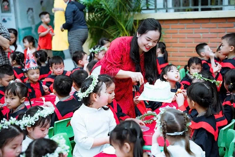 Người thắp lửa hạnh phúc