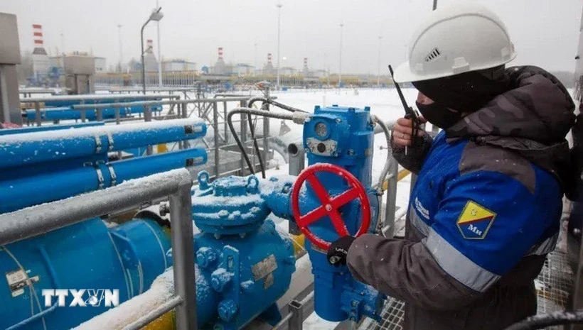 EU chính thức thông qua quy định loại bỏ dần khí đốt của Nga