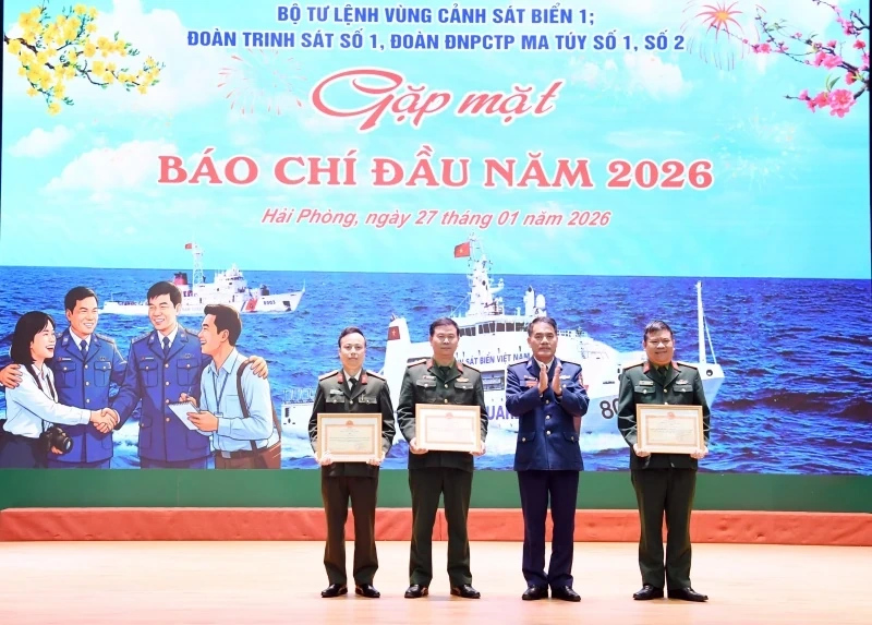 Bộ Tư lệnh Vùng Cảnh sát biển 1 gặp mặt báo chí