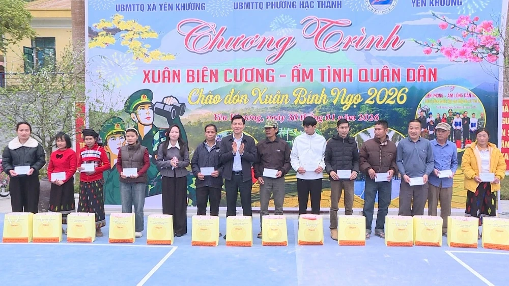 Xuân biên cương - Ấm tình quân dân 