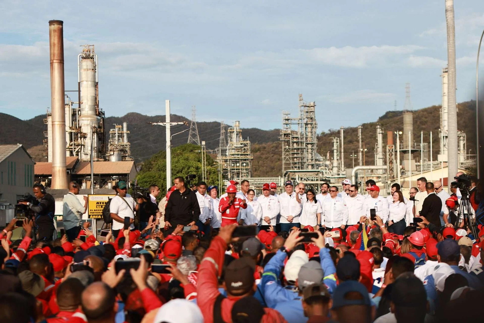 Quyền Tổng thống Venezuela nói bất đồng với Mỹ sẽ được giải quyết bằng ngoại giao