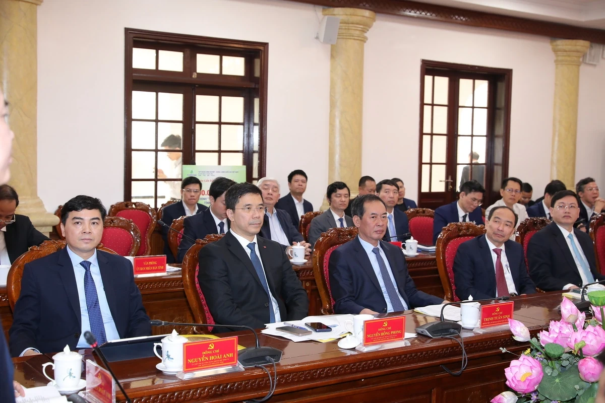 Tỉnh Thanh Hóa ký kết thỏa thuận hợp tác với Tập đoàn Công nghiệp - Năng lượng Quốc gia Việt Nam