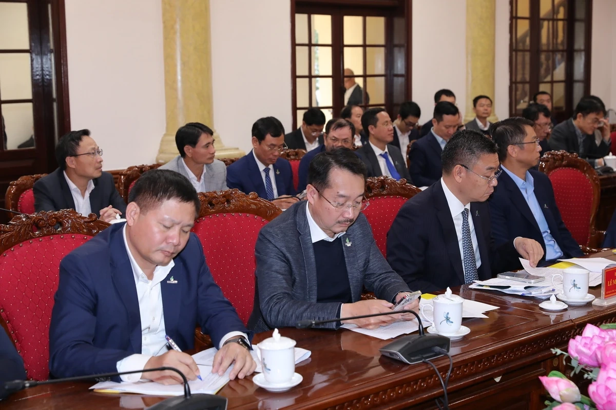 Tỉnh Thanh Hóa ký kết thỏa thuận hợp tác với Tập đoàn Công nghiệp - Năng lượng Quốc gia Việt Nam