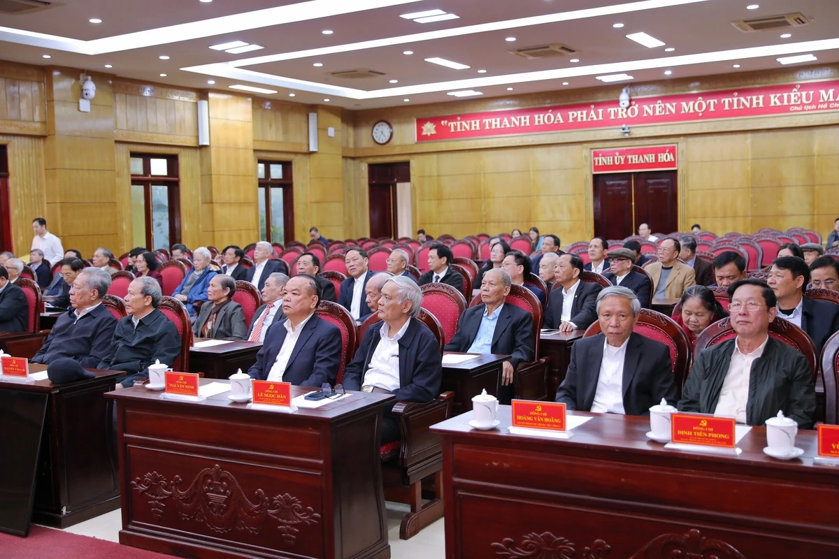 Thường trực Tỉnh ủy gặp mặt nguyên lãnh đạo tỉnh, cán bộ lão thành cách mạng nhân dịp Tết Nguyên đán 2026