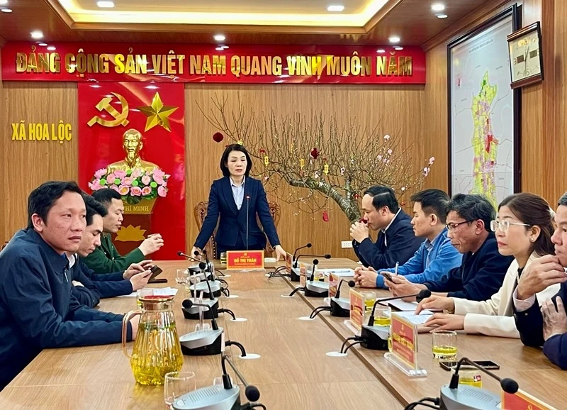 Phó Chủ tịch Thường trực Ủy ban MTTQ tỉnh kiểm tra đời sống và sản xuất của người dân một số địa phương, đơn vị