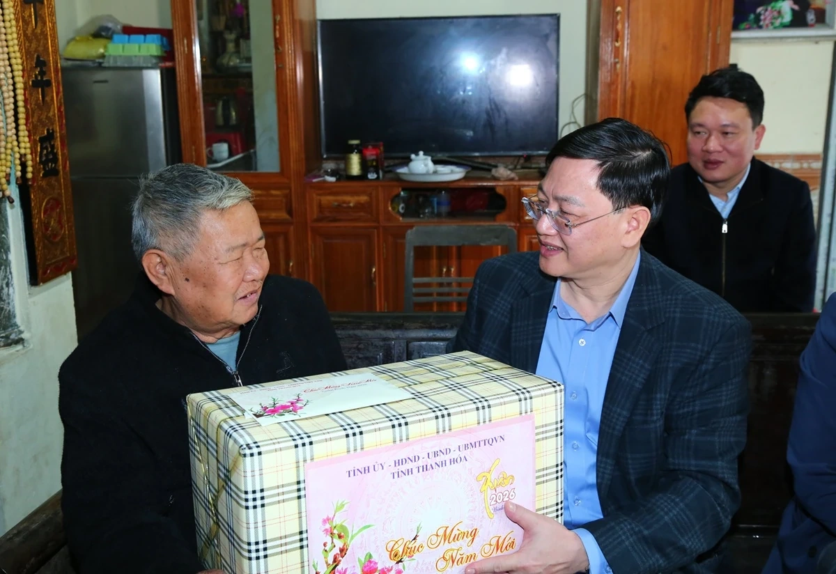 Phó Chủ tịch Thường trực UBND tỉnh Mai Xuân Liêm thăm, kiểm tra tình hình sản xuất, đời sống Nhân dân