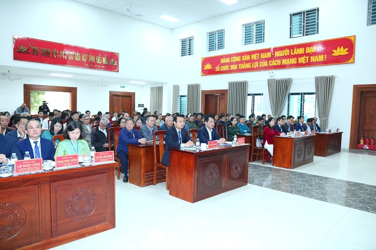 Phường Hàm Rồng ra mắt mô hình “Chính quyền thân thiện, vì Nhân dân phục vụ” 