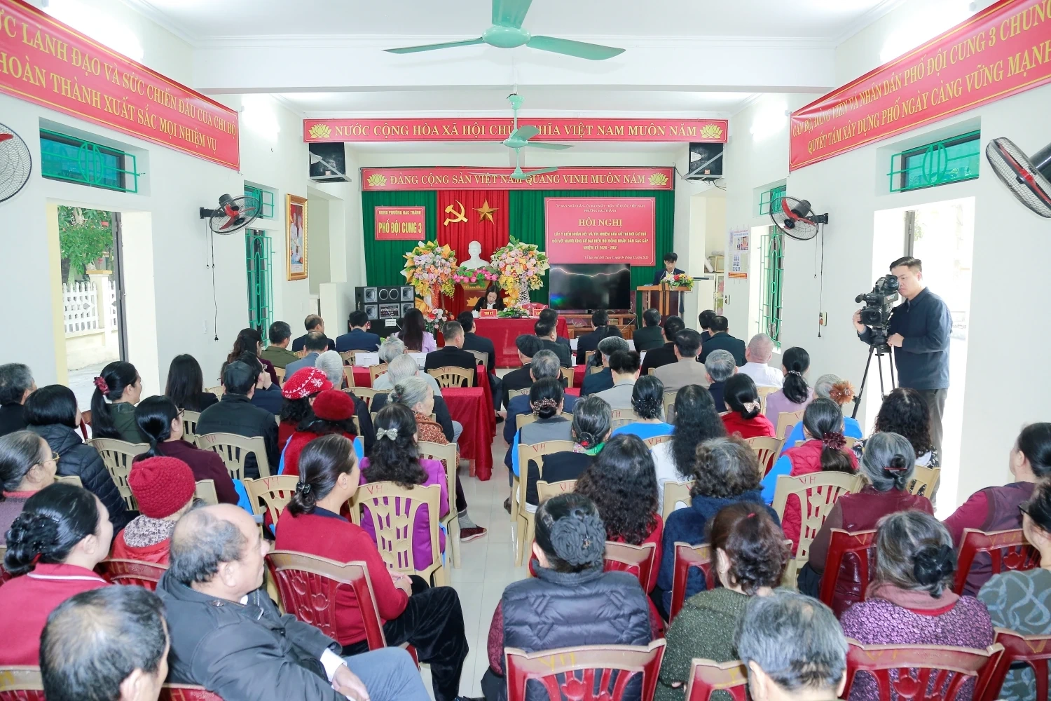 100% cử tri Tổ dân phố Đội Cung 3 thống nhất giới thiệu 12 người ứng cử đại biểu HĐND nhiệm kỳ 2026-2031