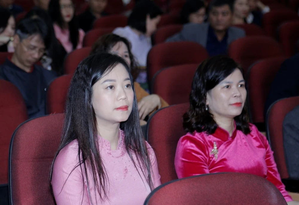 Xây dựng Chi hội Nhà báo Báo và Phát thanh, truyền hình Thanh Hóa vững mạnh, chuyên nghiệp