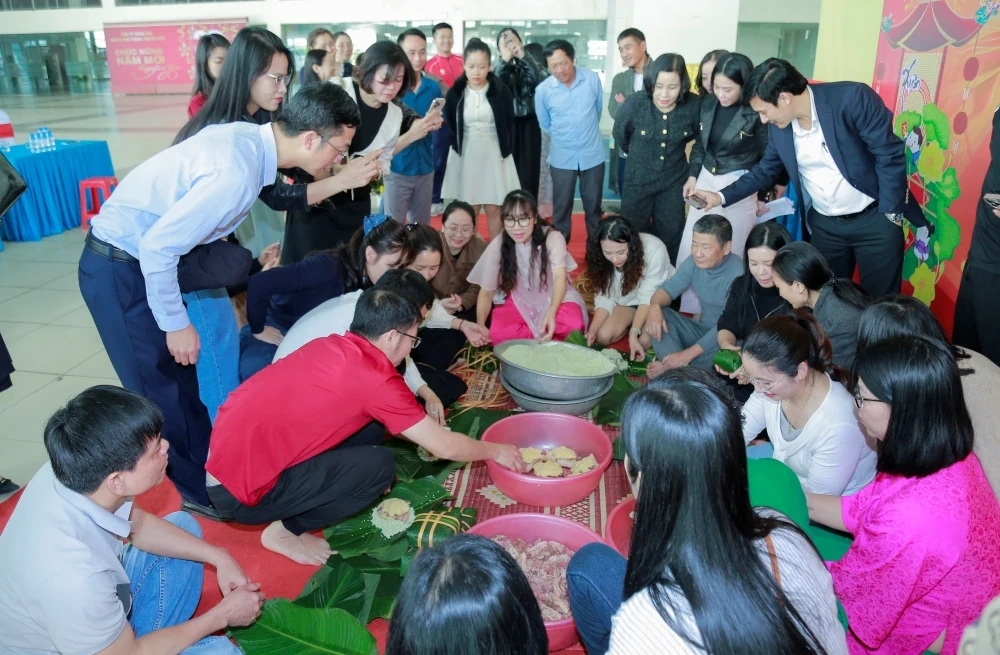 “Tết sum vầy - Xuân yêu thương tại Báo và Phát thanh, truyền hình Thanh Hóa