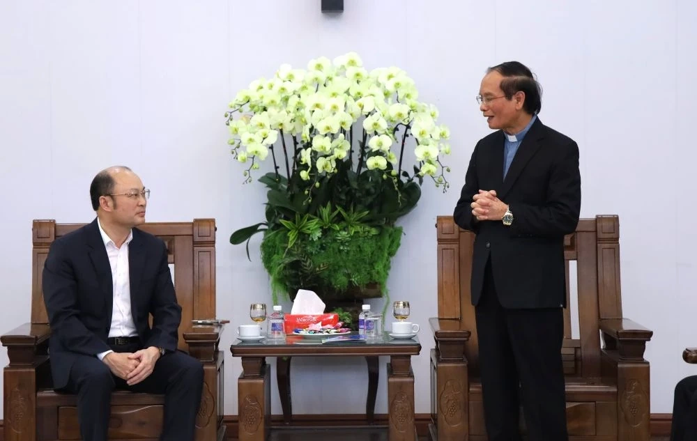 Phó Chủ tịch UBND tỉnh Cao Văn Cường thăm, chúc Tết các cơ sở tôn giáo