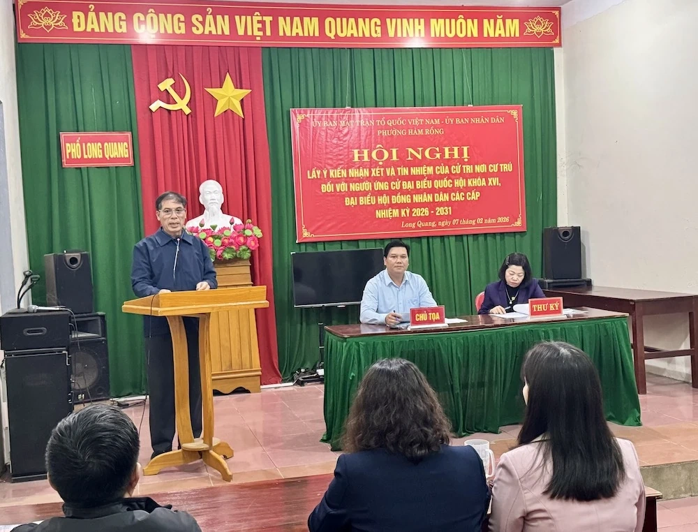 Tổ dân phố Long Quang thống nhất giới thiệu 4 người ứng cử đại biểu Quốc hội, HĐND các cấp