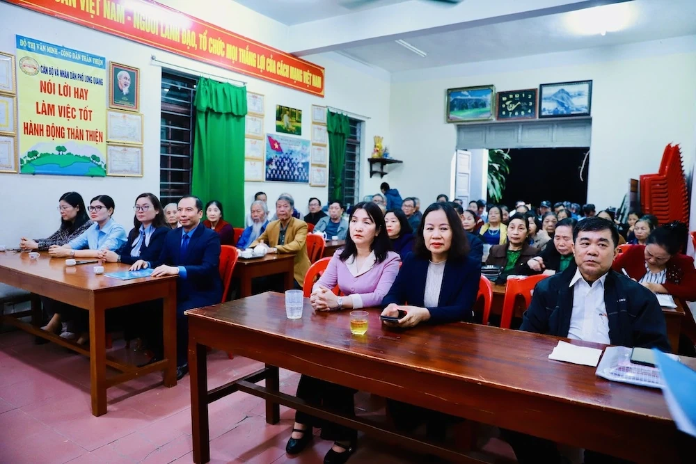 Tổ dân phố Long Quang thống nhất giới thiệu 4 người ứng cử đại biểu Quốc hội, HĐND các cấp