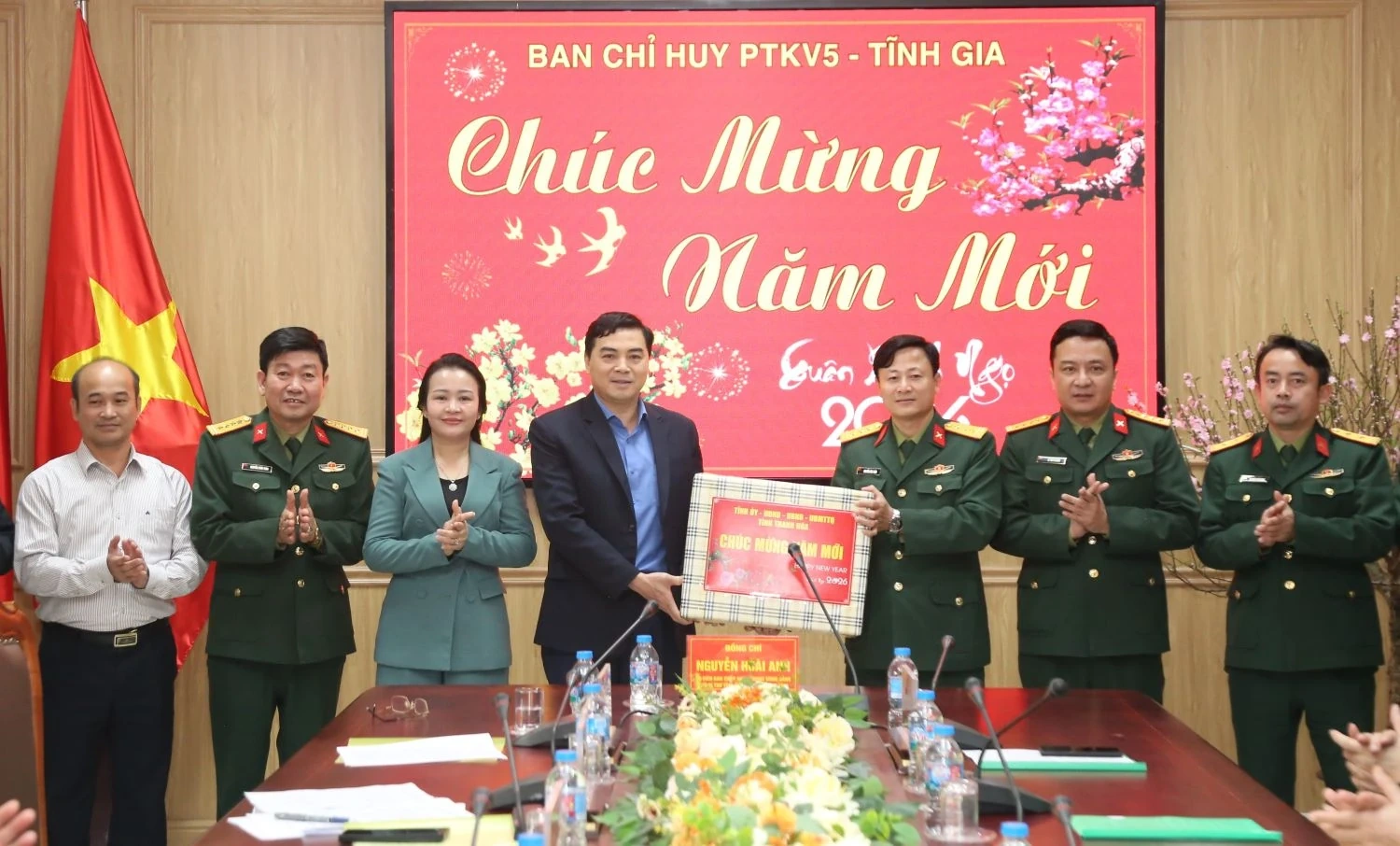 Chủ tịch UBND tỉnh Nguyễn Hoài Anh thăm, kiểm tra tình hình sản xuất, đời sống Nhân dân trước Tết Nguyên đán