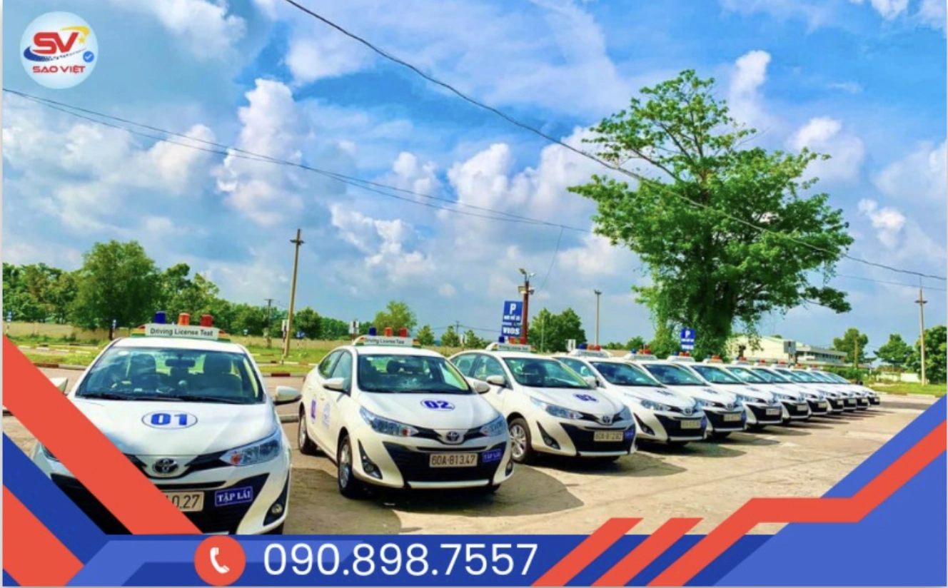 fiReview trường dạy lái xe Sao Việt: Có nên đăng ký học?