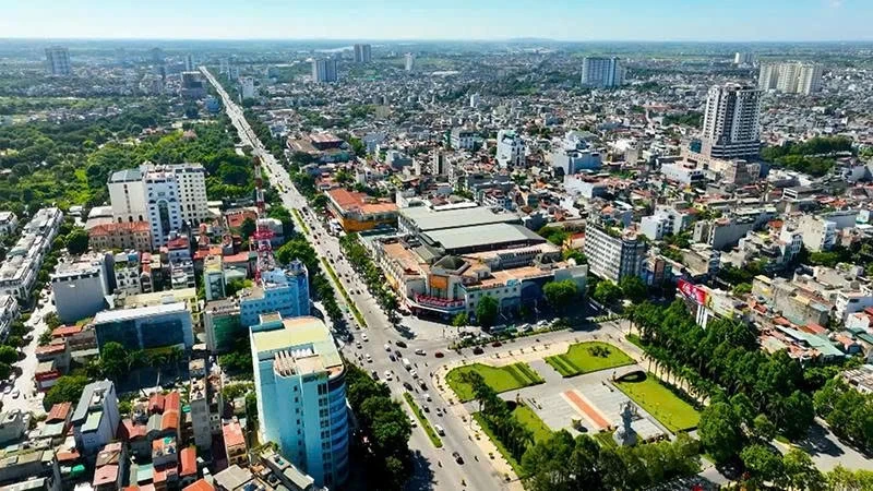 Đảng ta là hiện thân cho trí tuệ và danh dự của cả dân tộc!