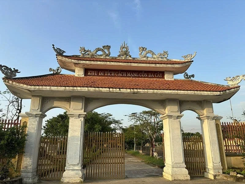 Khu Di tích lịch sử cách mạng Cồn Ba Cây