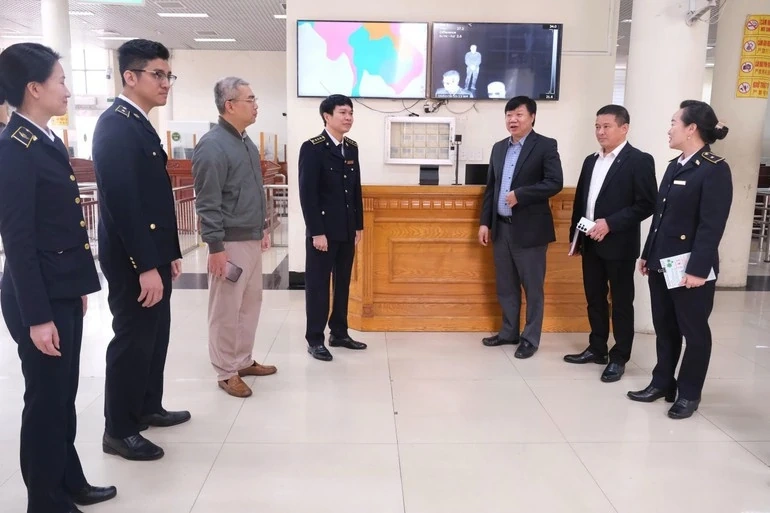 Bộ Y tế kiểm tra, giám sát dịch bệnh tại một số cửa khẩu đường bộ miền Bắc