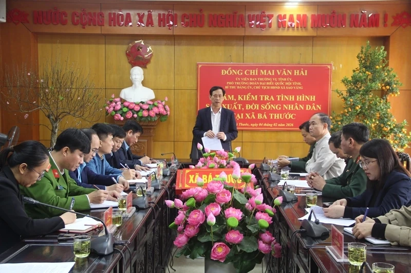 Phó Trưởng Đoàn ĐBQH tỉnh Mai Văn Hải kiểm tra tình hình sản xuất, đời sống Nhân dân xã Thiết Ống và Bá Thước