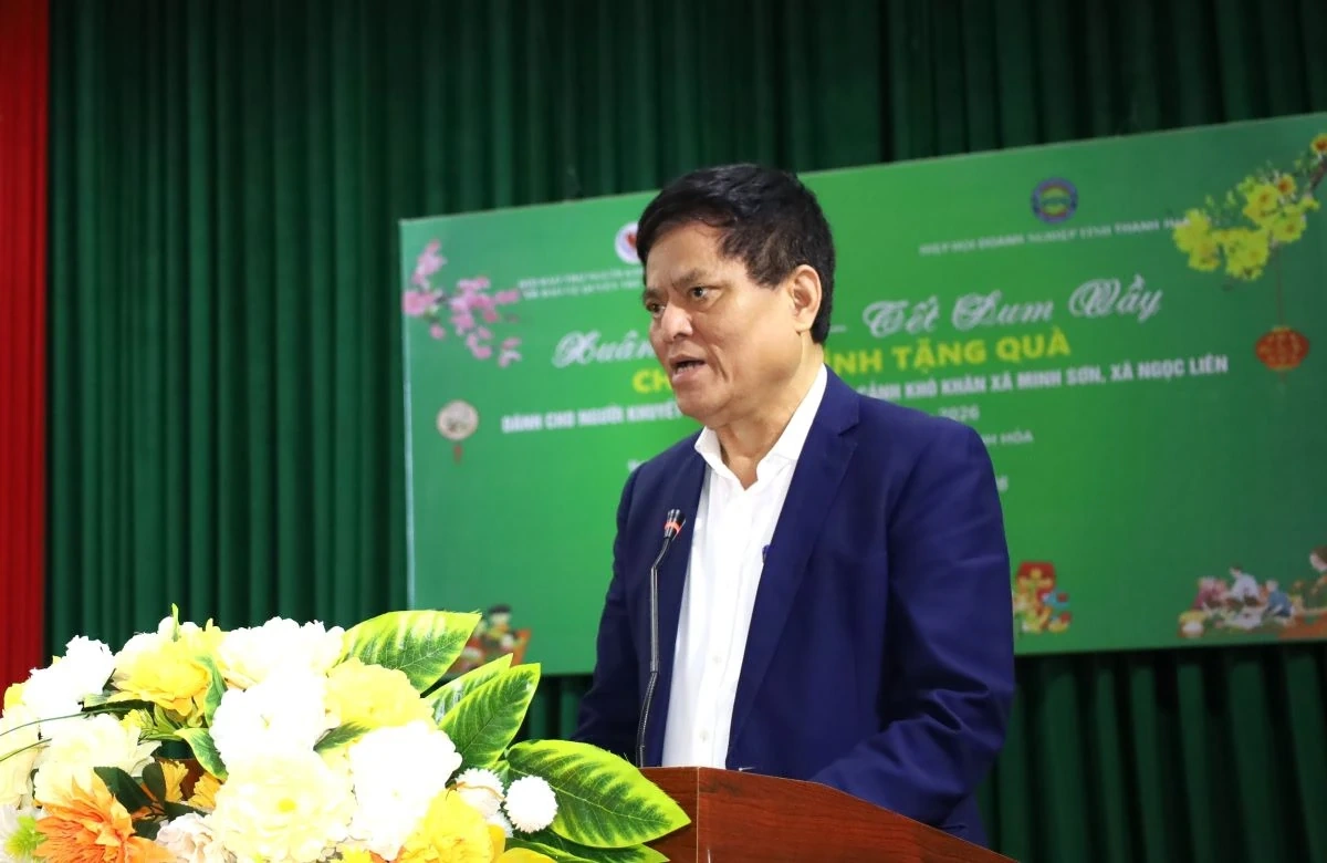 “Xuân ấm áp - Tết sum vầy” trao quà cho người khuyết tật, trẻ mồ côi có hoàn cảnh khó khăn