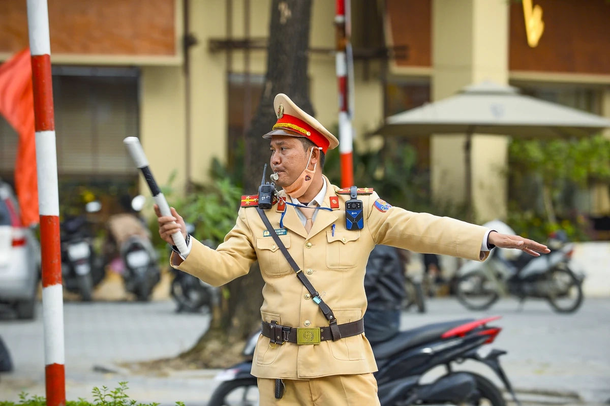 Cận Tết Nguyên đán, giao thông trung tâm Thanh Hóa “nóng” giờ cao điểm