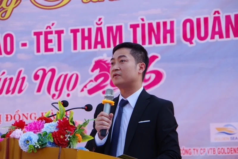 “Xuân biên cương, hải đảo - Tết thắm tình quân dân”