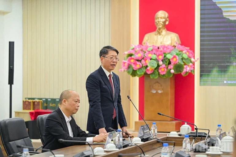 Báo Nhân Dân ra mắt MV “Song From A Secret Garden – Secret Garden in Vietnam” quảng bá du lịch Việt Nam