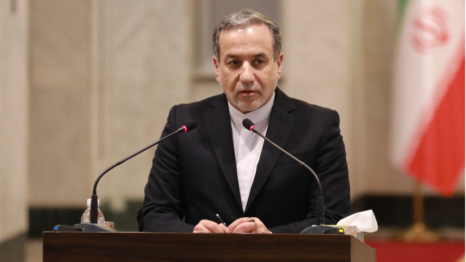 Iran cảnh báo đáp trả nếu Mỹ tiến hành hoạt động quân sự