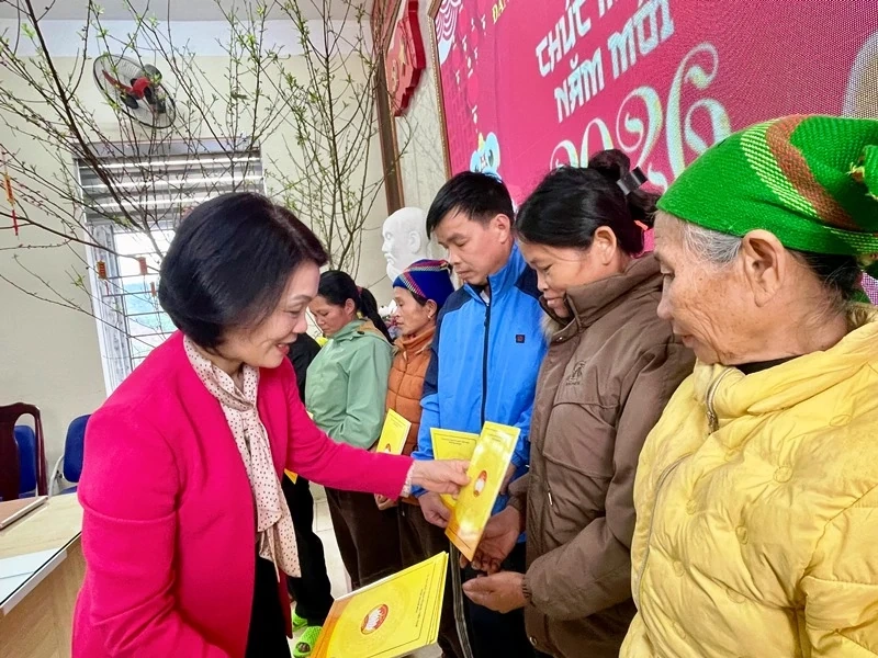 Phó Chủ tịch Thường trực Ủy ban MTTQ tỉnh kiểm tra tình hình sản xuất và đời sống Nhân dân tại một số địa phương