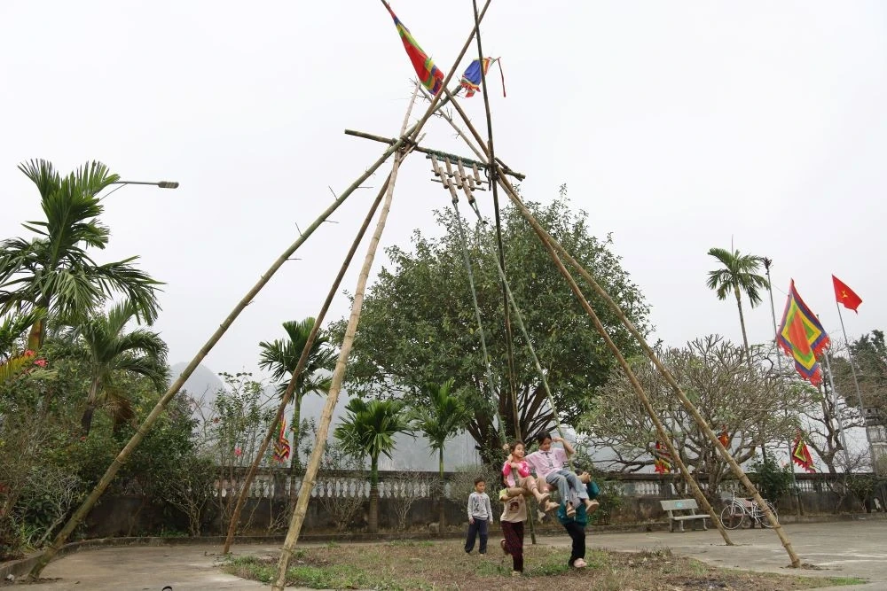 Rộn ràng trước ngày đốt Đình liệu