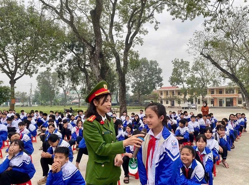 Xây dựng Công an phường Đông Sơn kiểu mẫu về an ninh, trật tự và chuyển đổi số