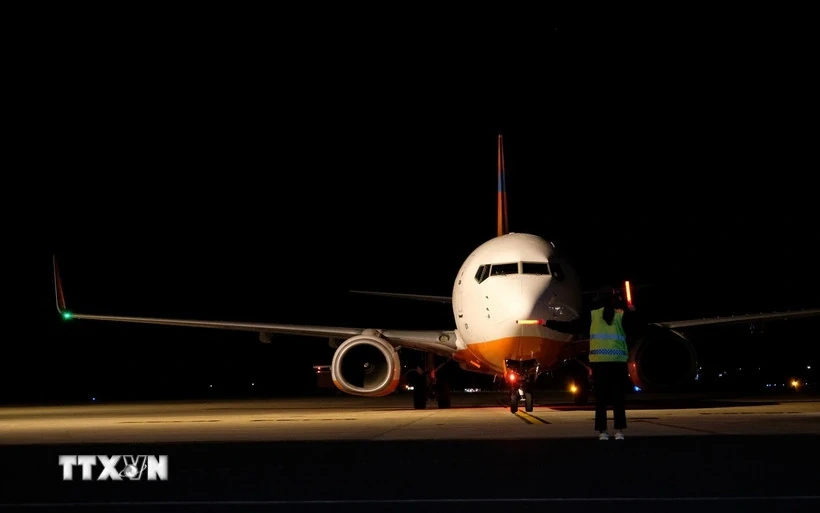 Đóng cửa Cảng Hàng không Quốc tế Liên Khương từ tháng 3 đến tháng 8