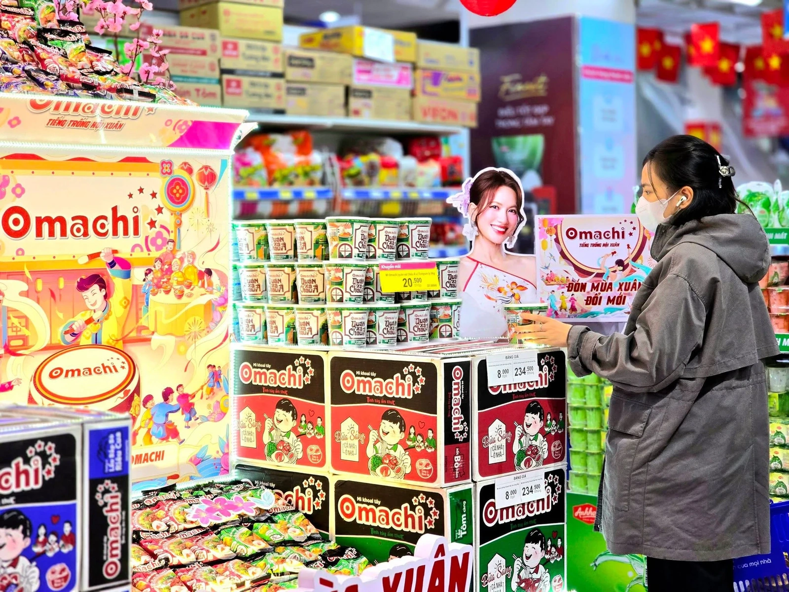 Từ cao điểm mua sắm đến tiêu dùng bền vững: Những chuyển động của thị trường ngày giáp Tết