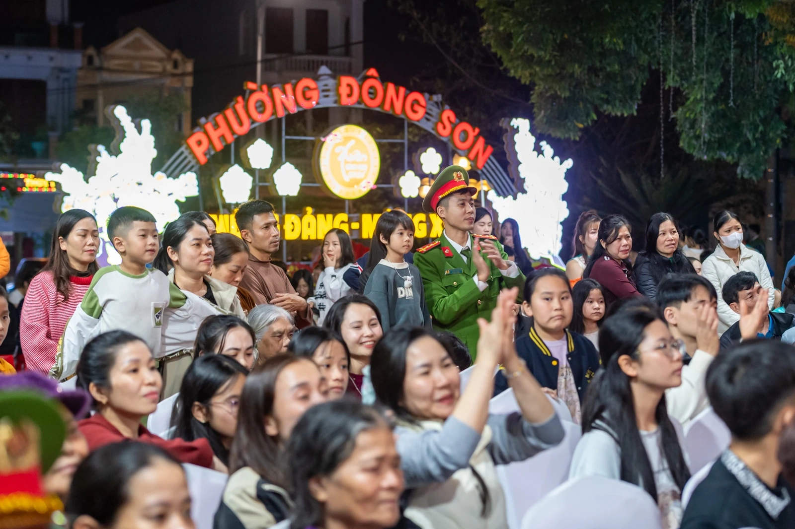 “Tưng bừng sắc xuân - Rộn ràng niềm tin” - bản hòa ca mùa xuân dâng Đảng