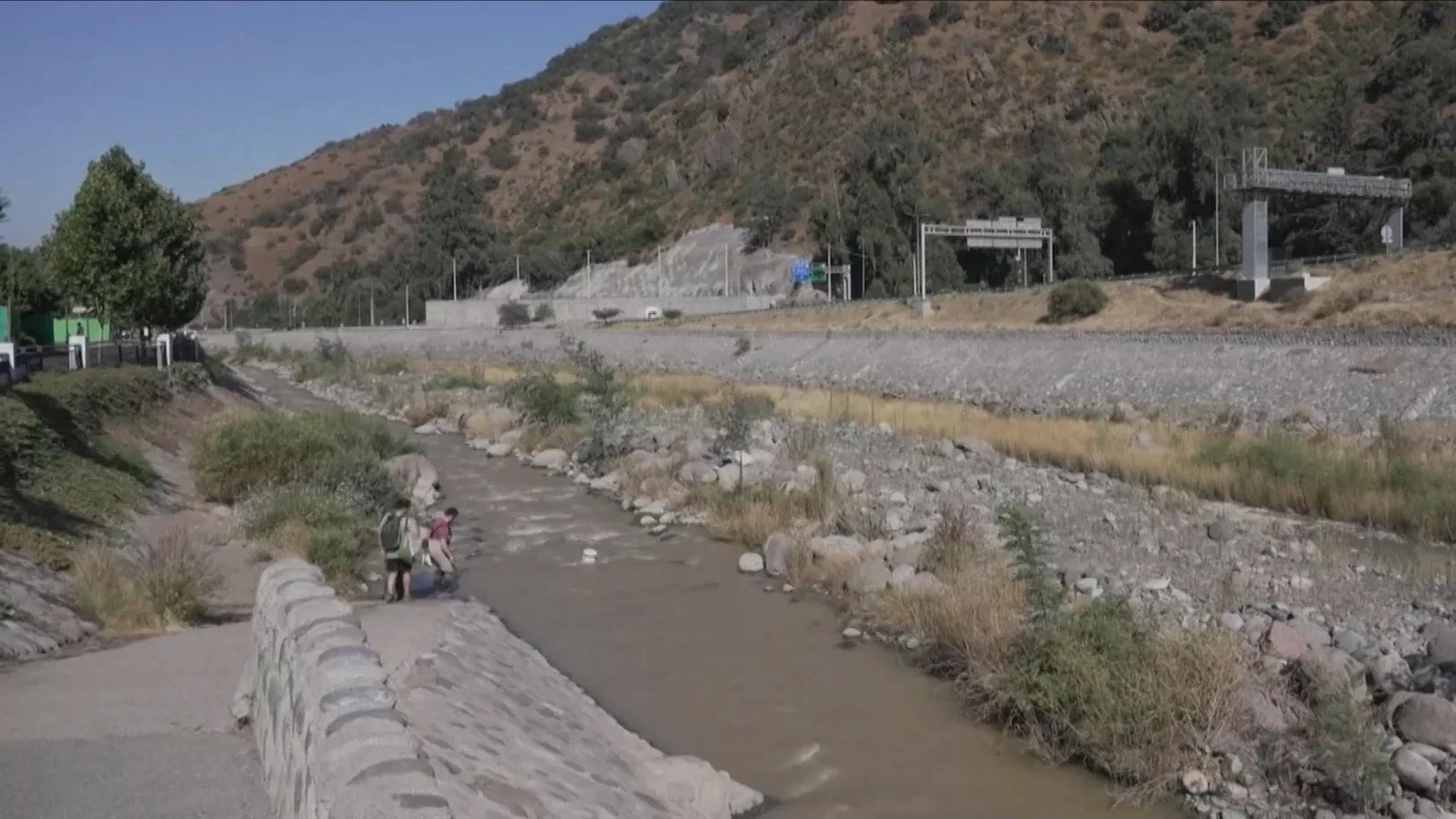 Khi những “dòng nước chết” hồi sinh giữa lòng thành phố