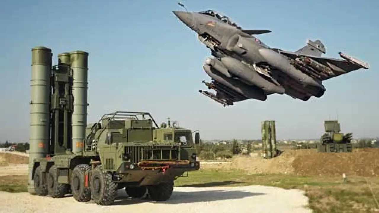 Tăng cường năng lực phòng không, Ấn Độ mua thêm 288 tên lửa S-400 của Nga