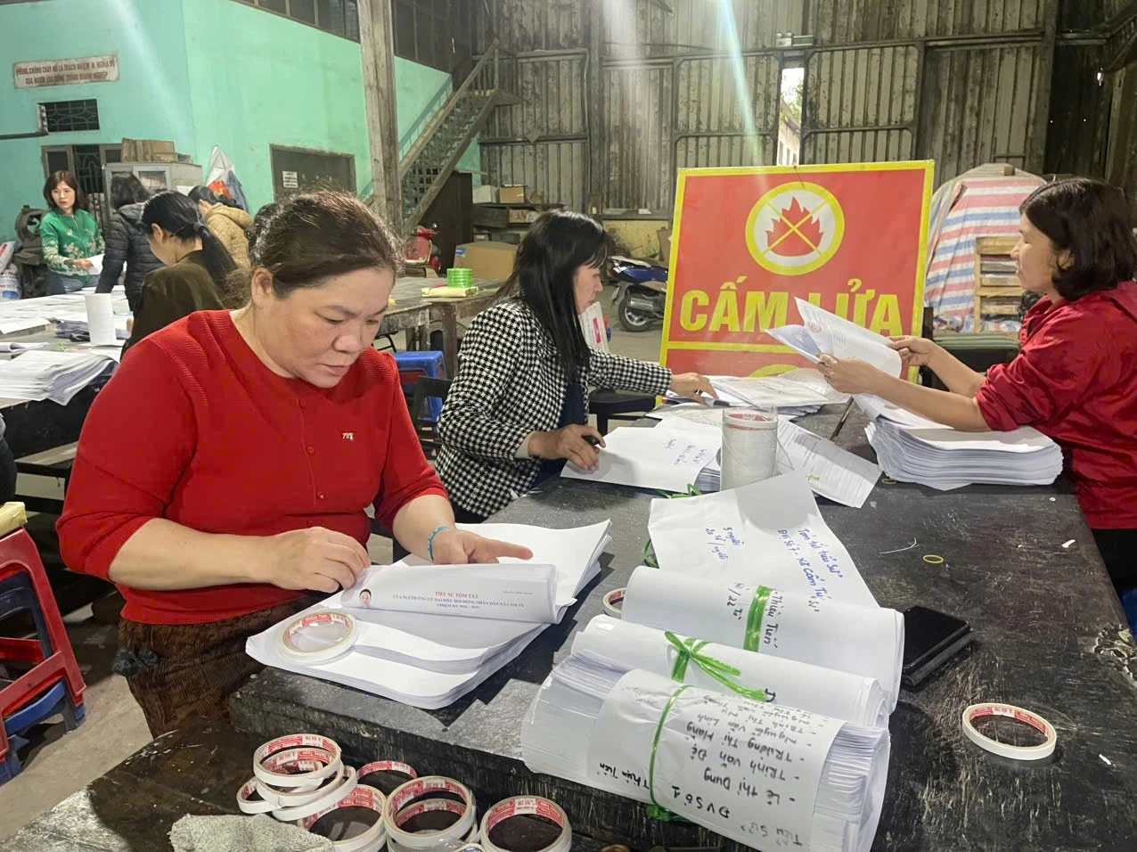 Công ty Cổ phần In Báo Thanh Hóa làm việc xuyên Tết, phục vụ công tác bầu cử