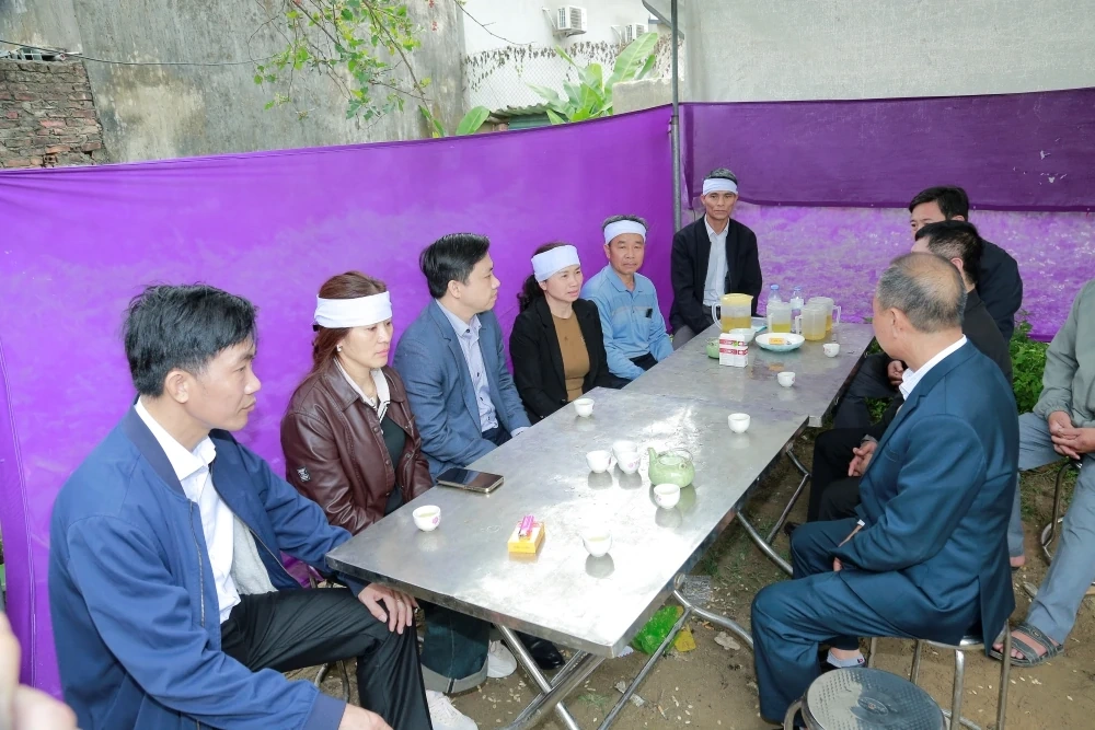 Thăm viếng ngư dân bị tử vong trong quá trình khai thác thuỷ sản