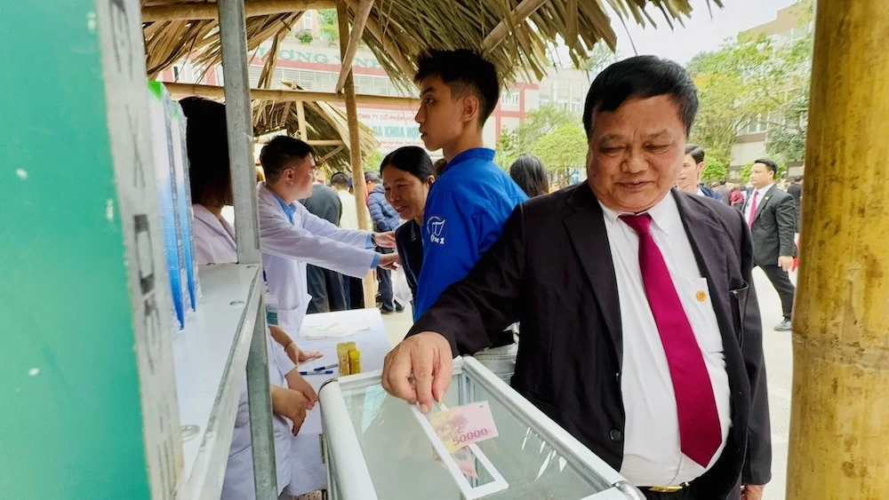 Hội chợ Xuân 2026 “Xuân ấm áp - Kết nối yêu thương” lan tỏa tinh thần nhân ái cộng đồng