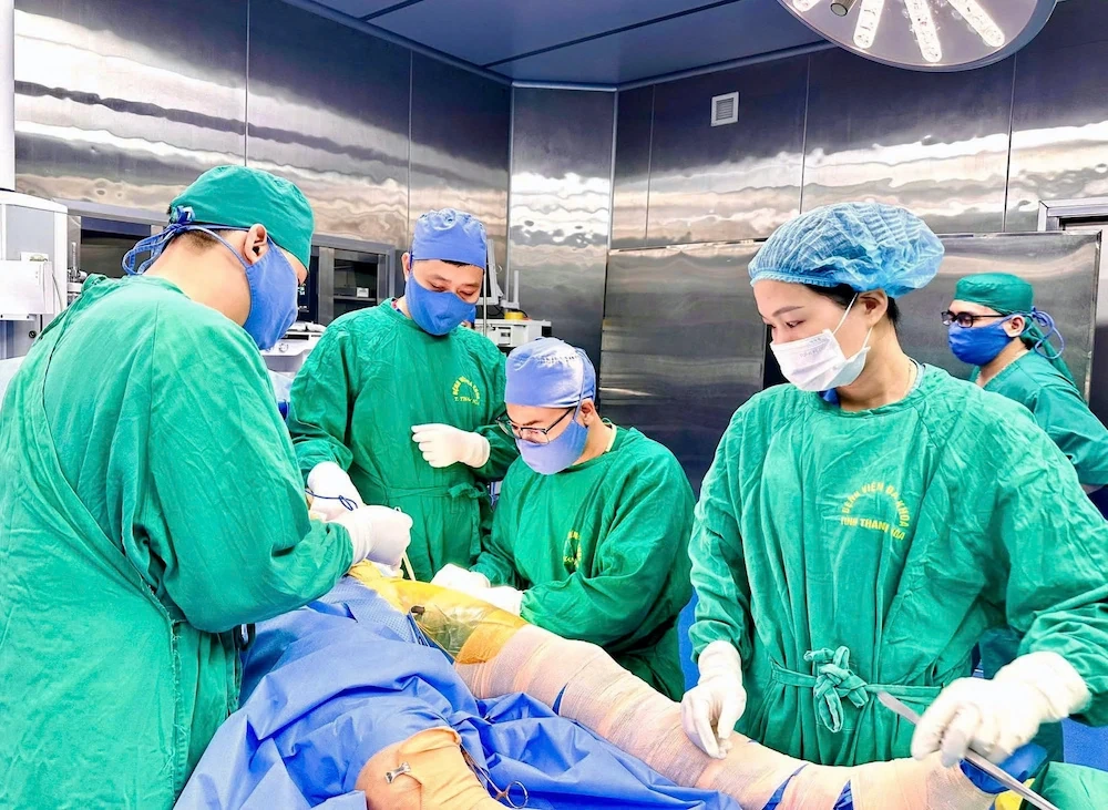 Vững tâm y đức – nâng tầm chuyên môn – phục vụ Nhân dân