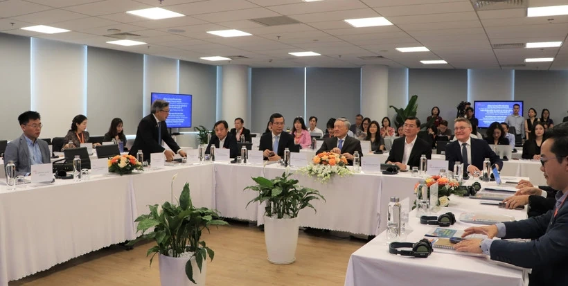 Tăng tốc đào tạo nhân lực chất lượng cao cho Trung tâm Tài chính Quốc tế