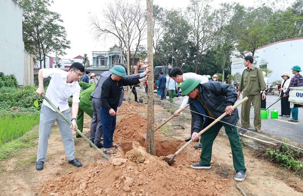 Xã Thiệu Hóa phấn đấu trồng trên 2.000 cây xanh trong năm 2026